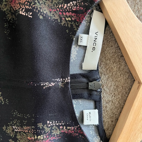 Vince Wisteria Silk Blouse - Picture 5 of 7